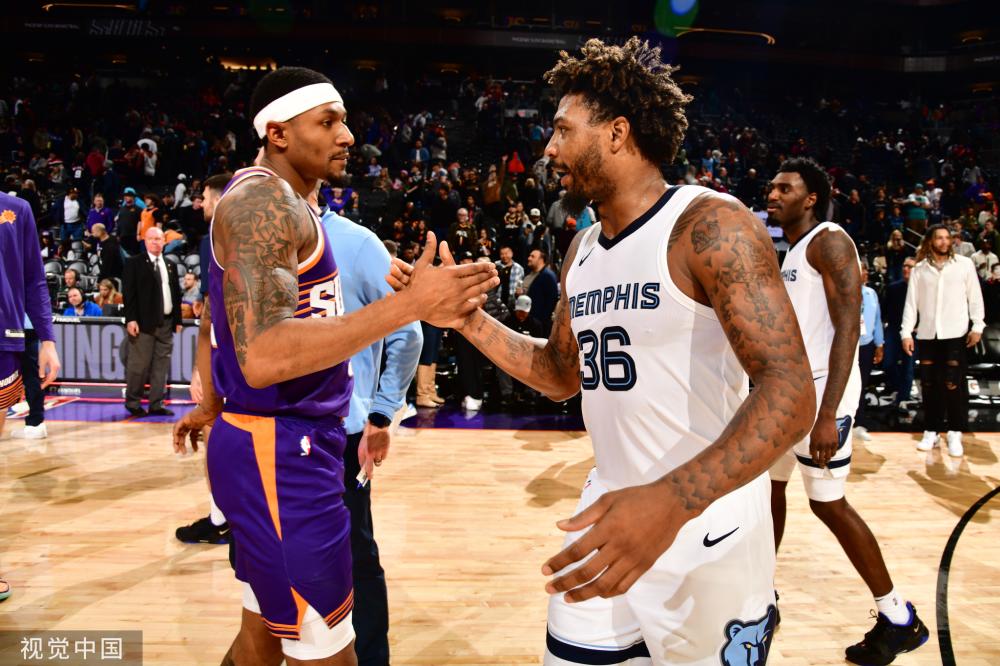 在赛场上始 在赛场上始