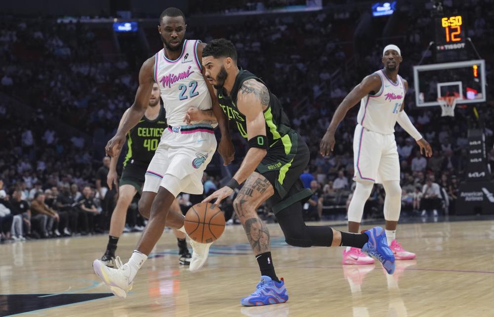 双方因此展 双方因此展