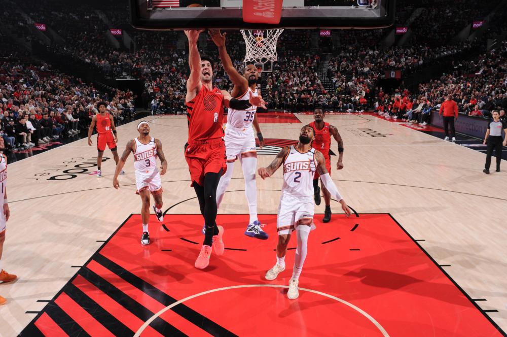 在对抗中的 在对抗中的